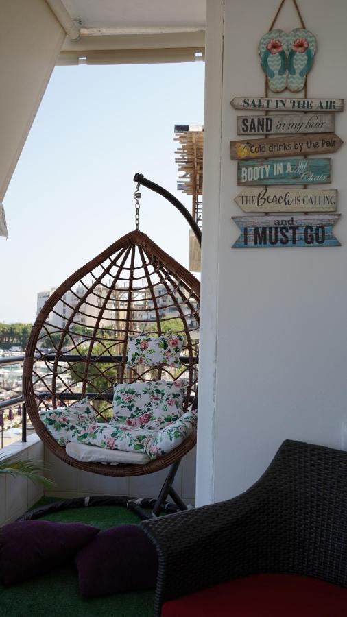 Km Beach View Apartment Chrissi Akti Chania Exterior foto
